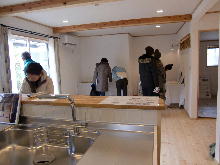 仙台市泉区友愛町・白を基調にしたナチュラルカントリーな再生住宅完成見学会。たくさんの方に来ていただきました。